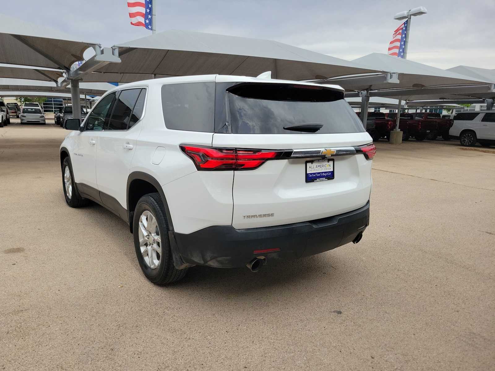 Thumbnail: 2022 Chevrolet Traverse - 6