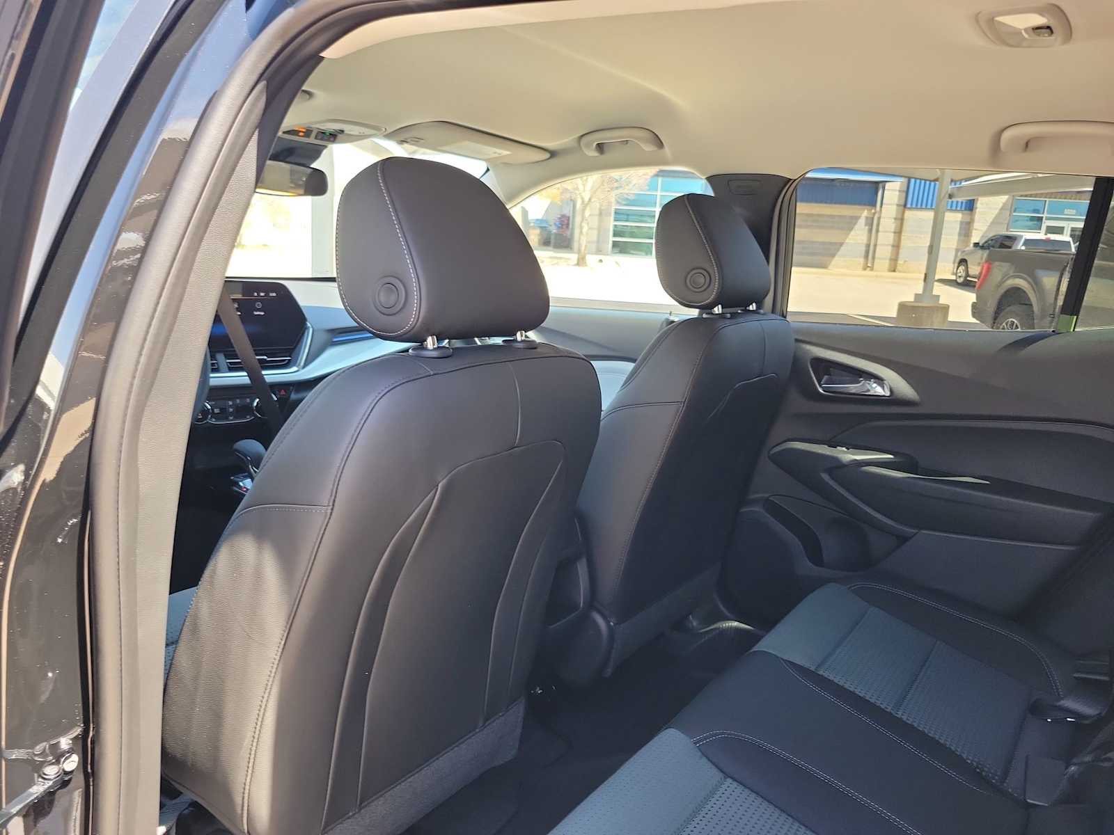 Thumbnail: 2026 Chevrolet Trax - 16