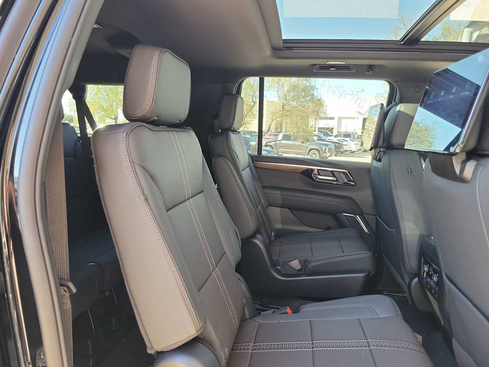 Thumbnail: 2026 Chevrolet Suburban - 13