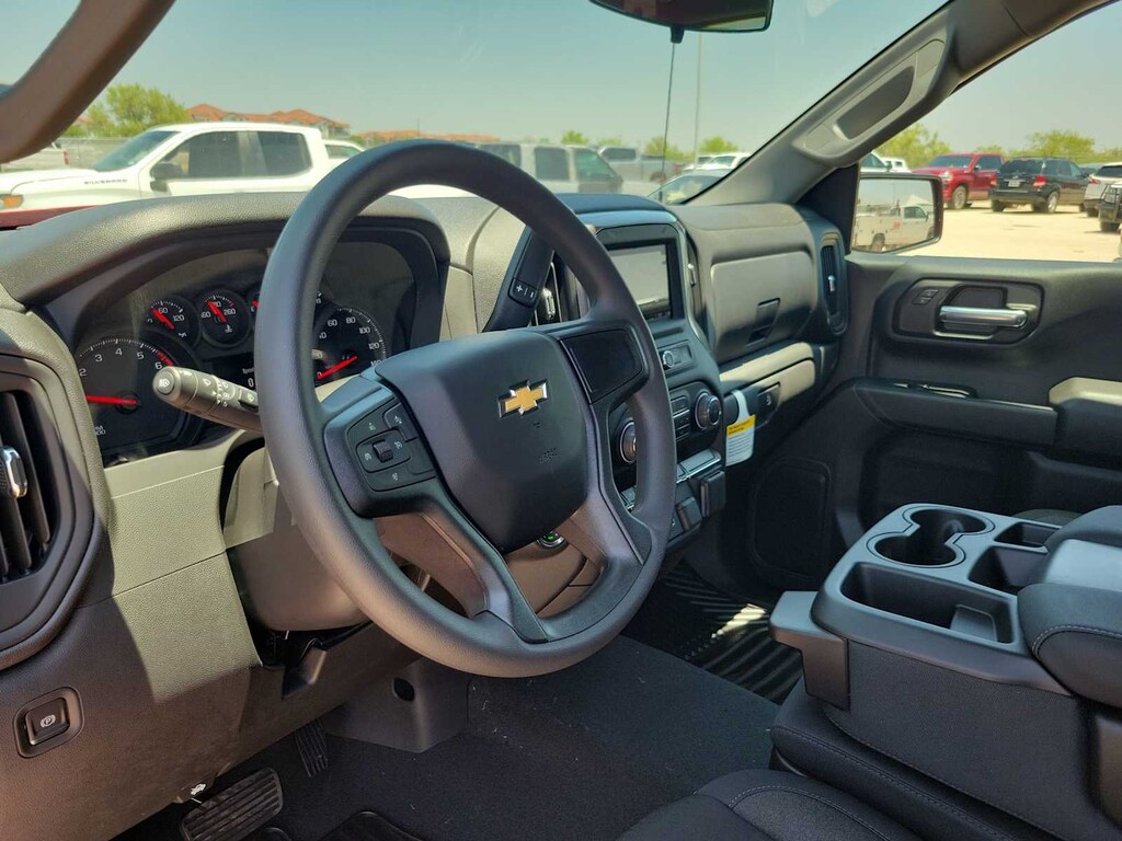 New 2025 Chevrolet Silverado 1500 Custom Truck Crew Cab