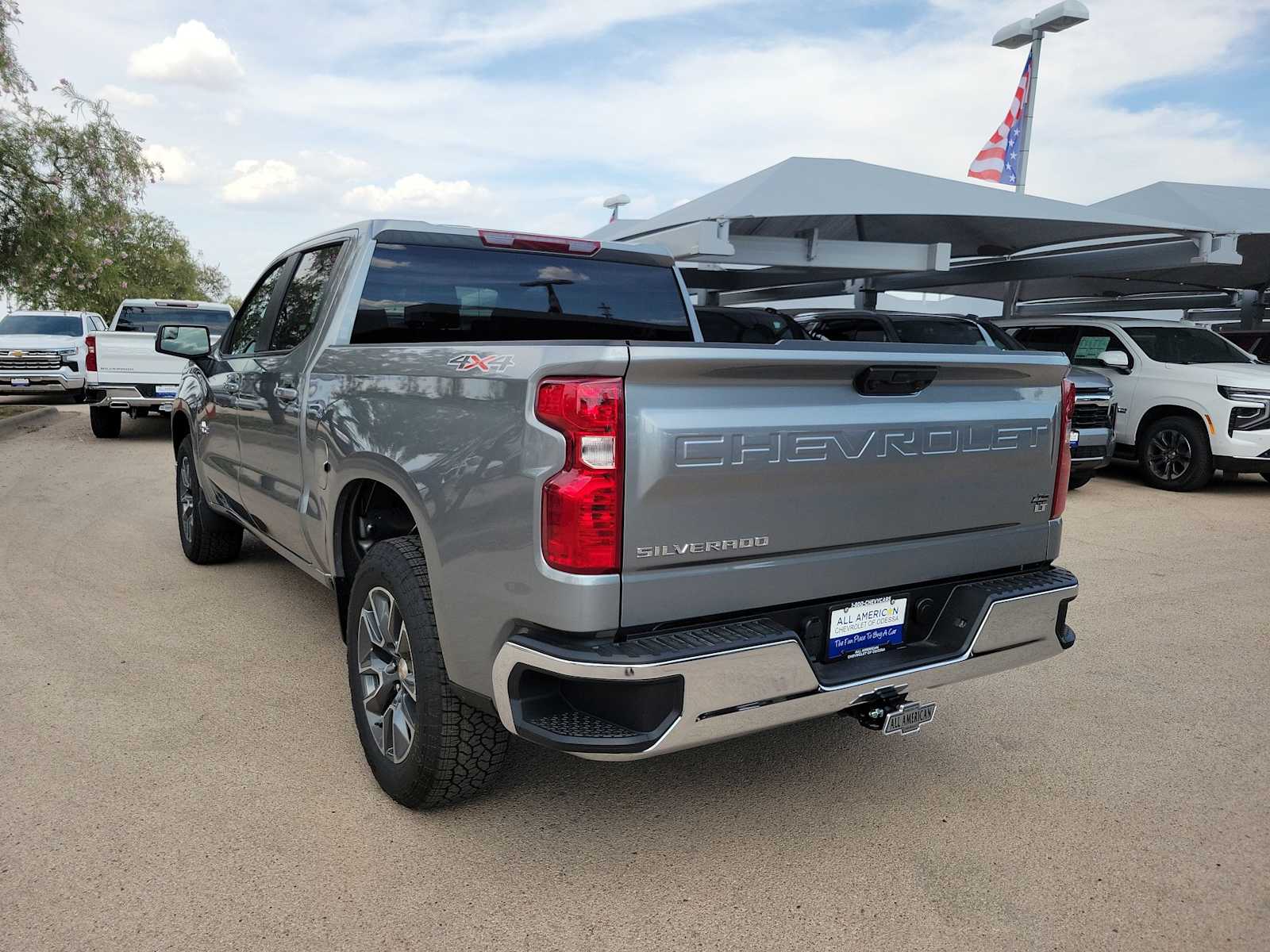 Thumbnail: 2026 Chevrolet Silverado 1500 - 4