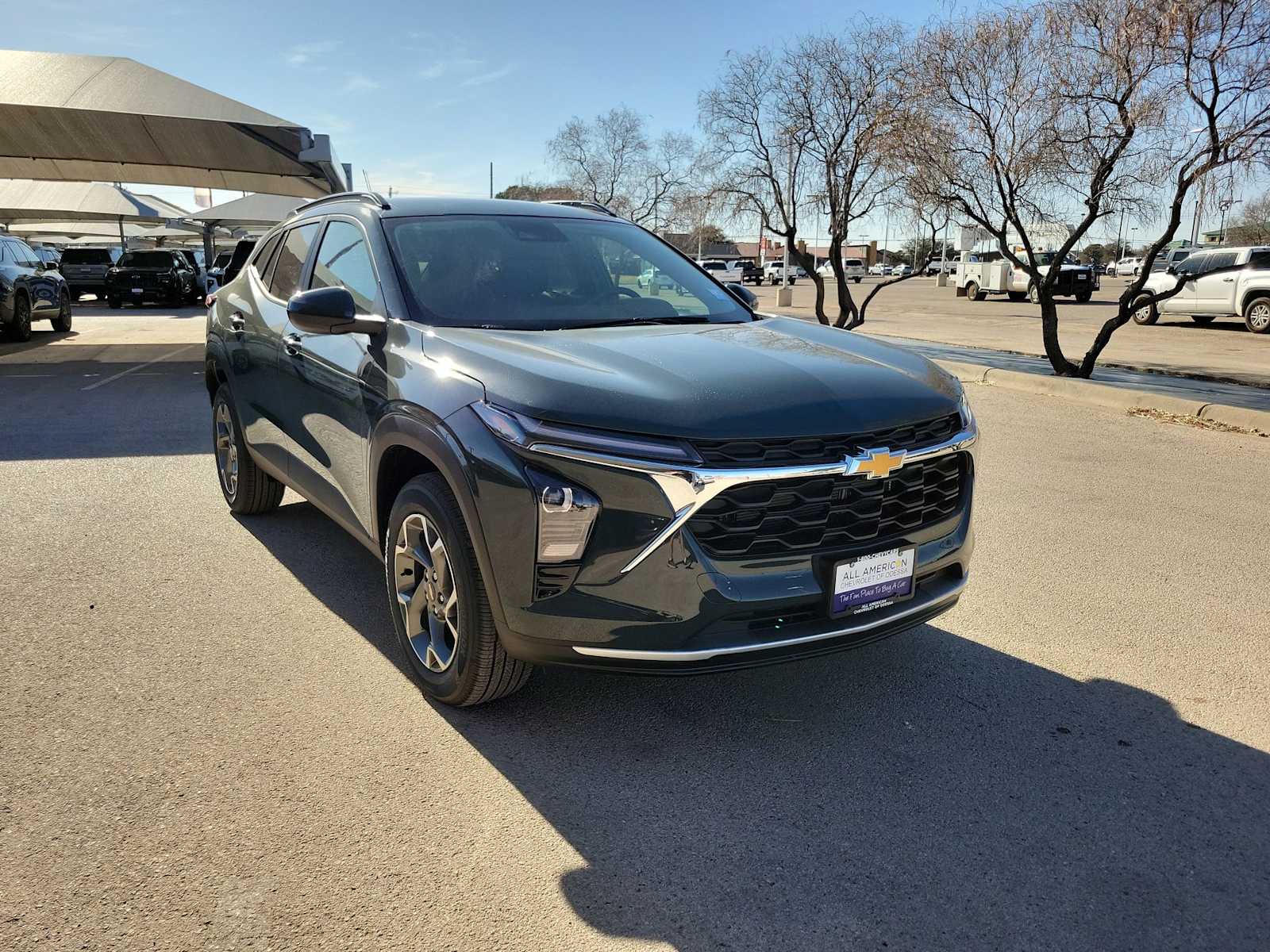 Thumbnail: 2026 Chevrolet Trax - 3