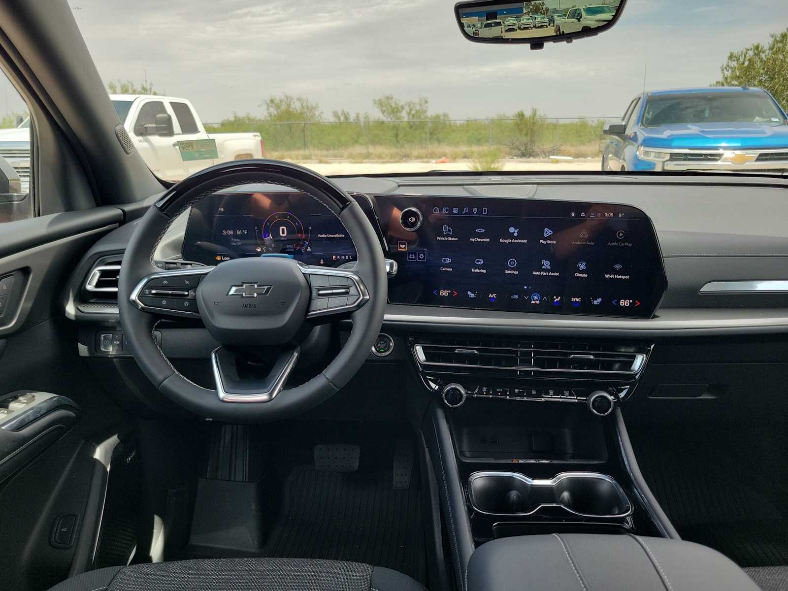 Thumbnail: 2026 Chevrolet Traverse - 14