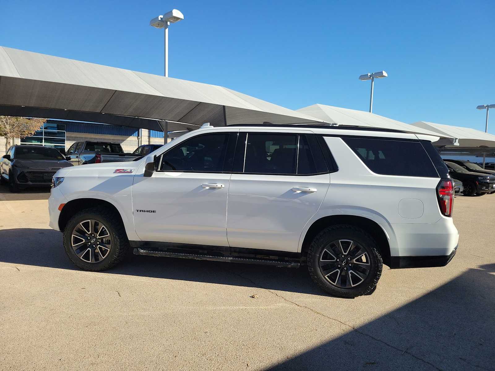 Thumbnail: 2021 Chevrolet Tahoe - 3