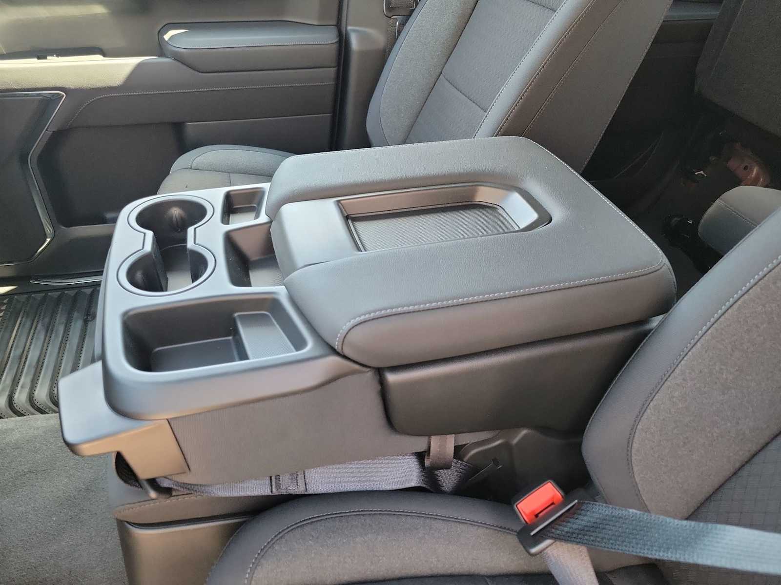 Thumbnail: 2026 Chevrolet Silverado 1500 - 16