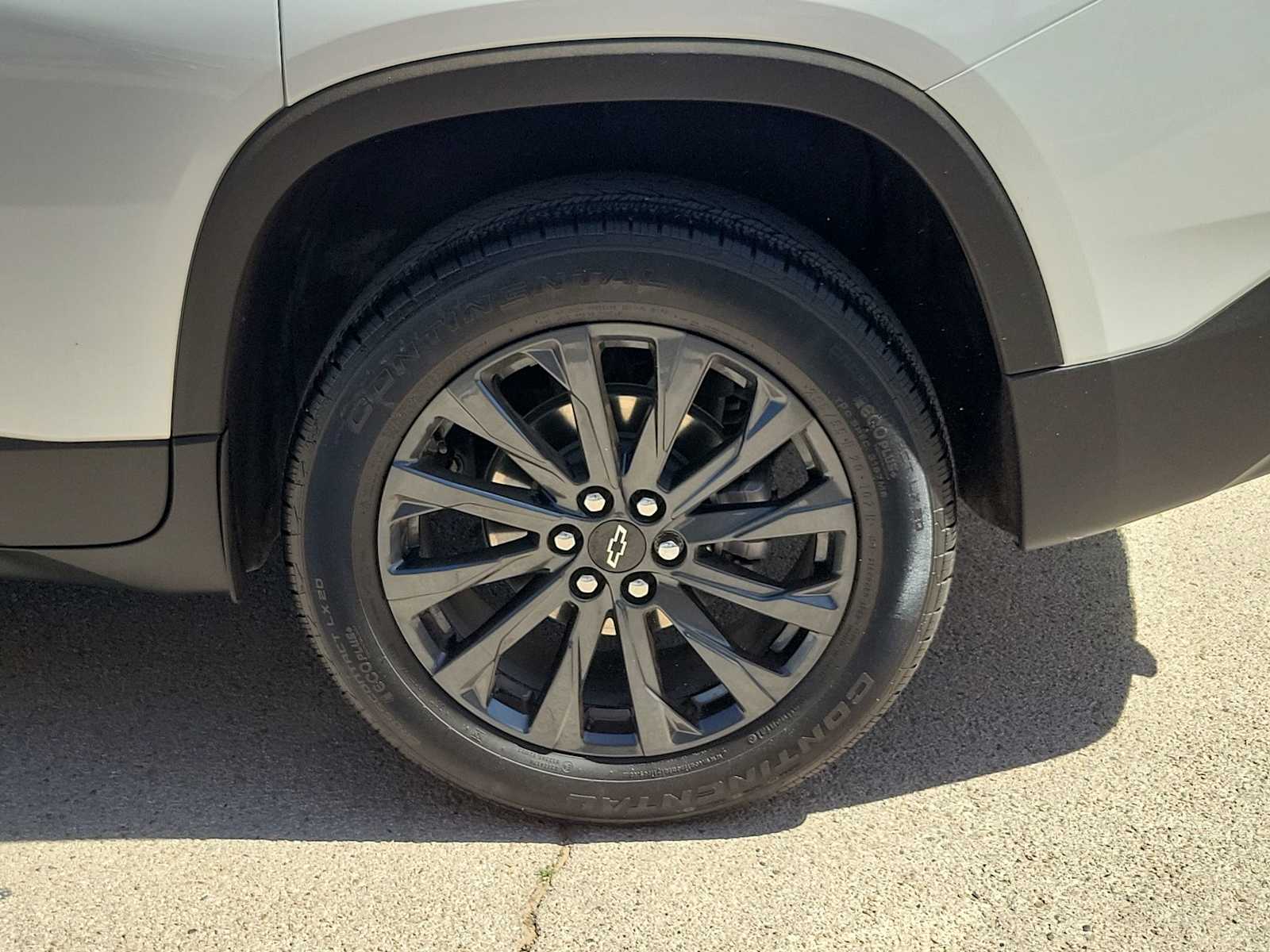 Thumbnail: 2023 Chevrolet Traverse - 4