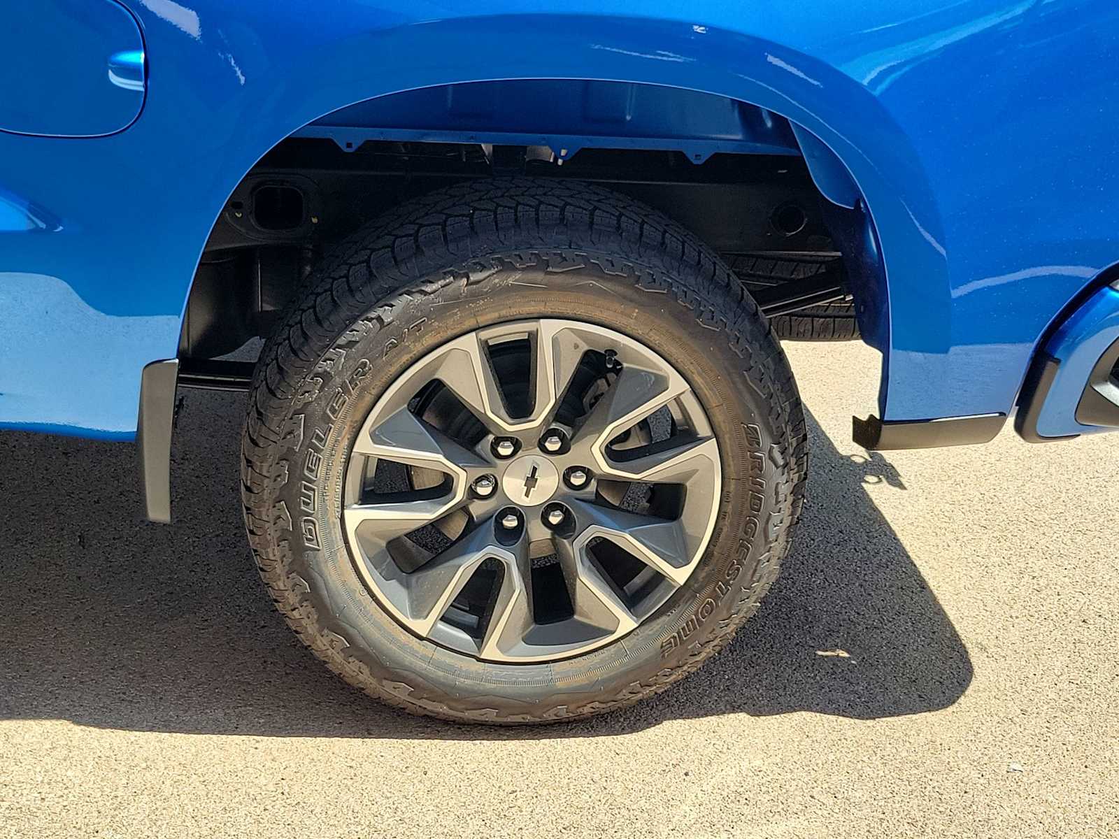 Thumbnail: 2026 Chevrolet Silverado 1500 - 8