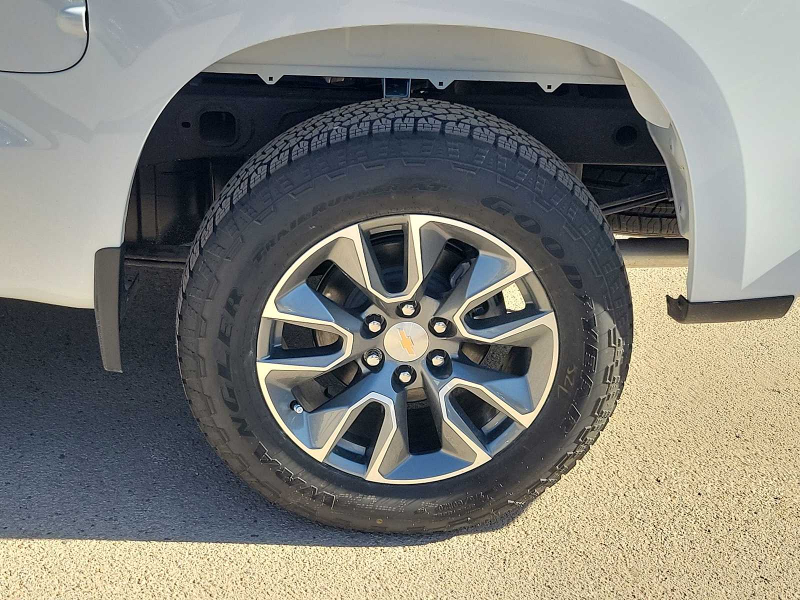 Thumbnail: 2026 Chevrolet Silverado 1500 - 4