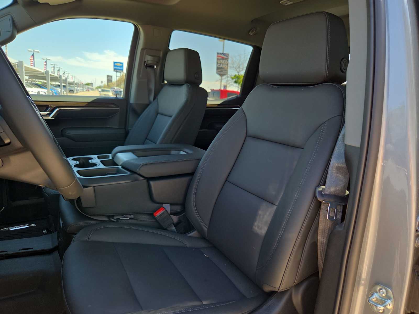 Thumbnail: 2026 Chevrolet Silverado 1500 - 15