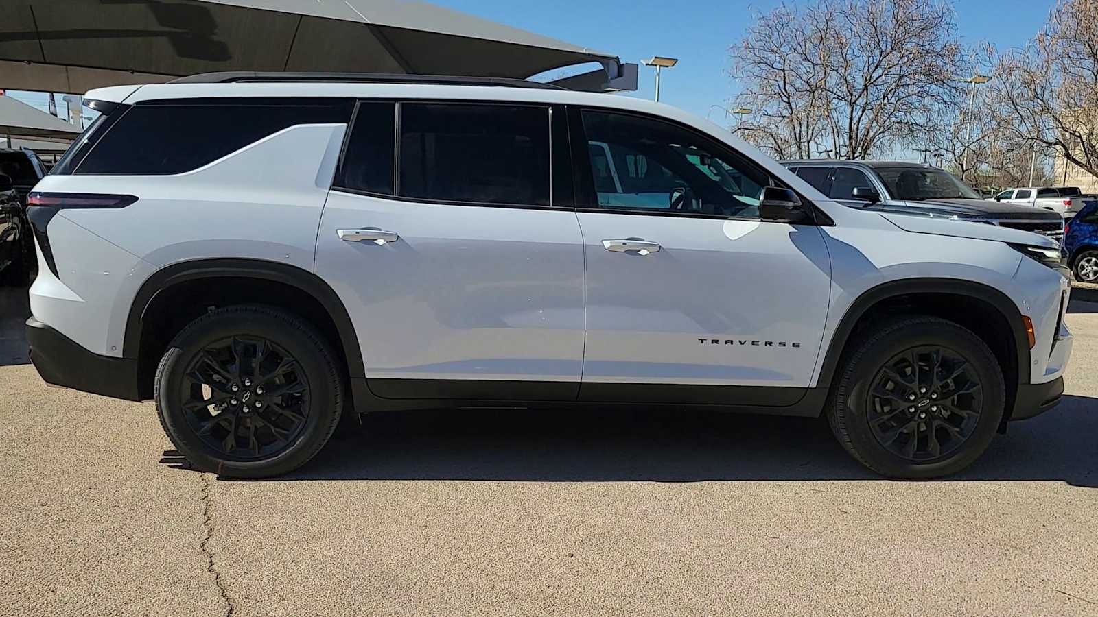 Thumbnail: 2026 Chevrolet Traverse - 2