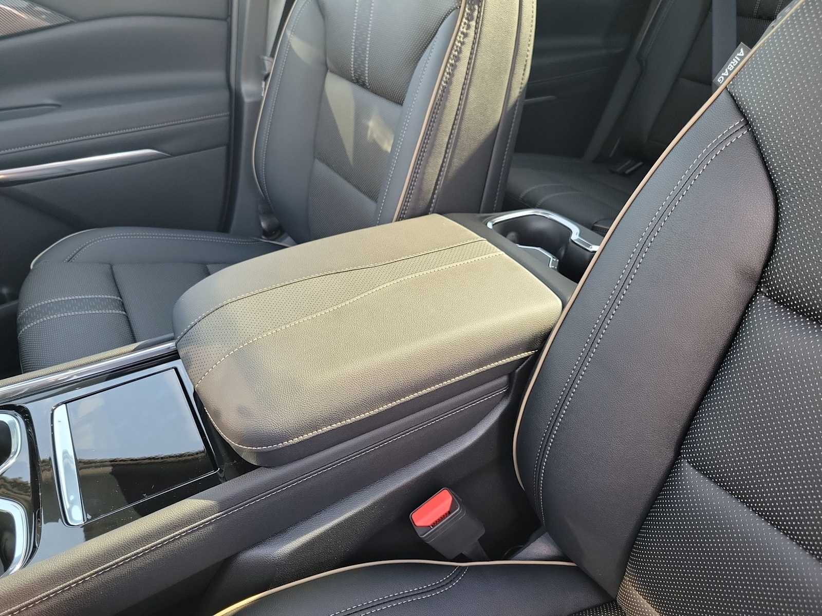 Thumbnail: 2026 Chevrolet Traverse - 16