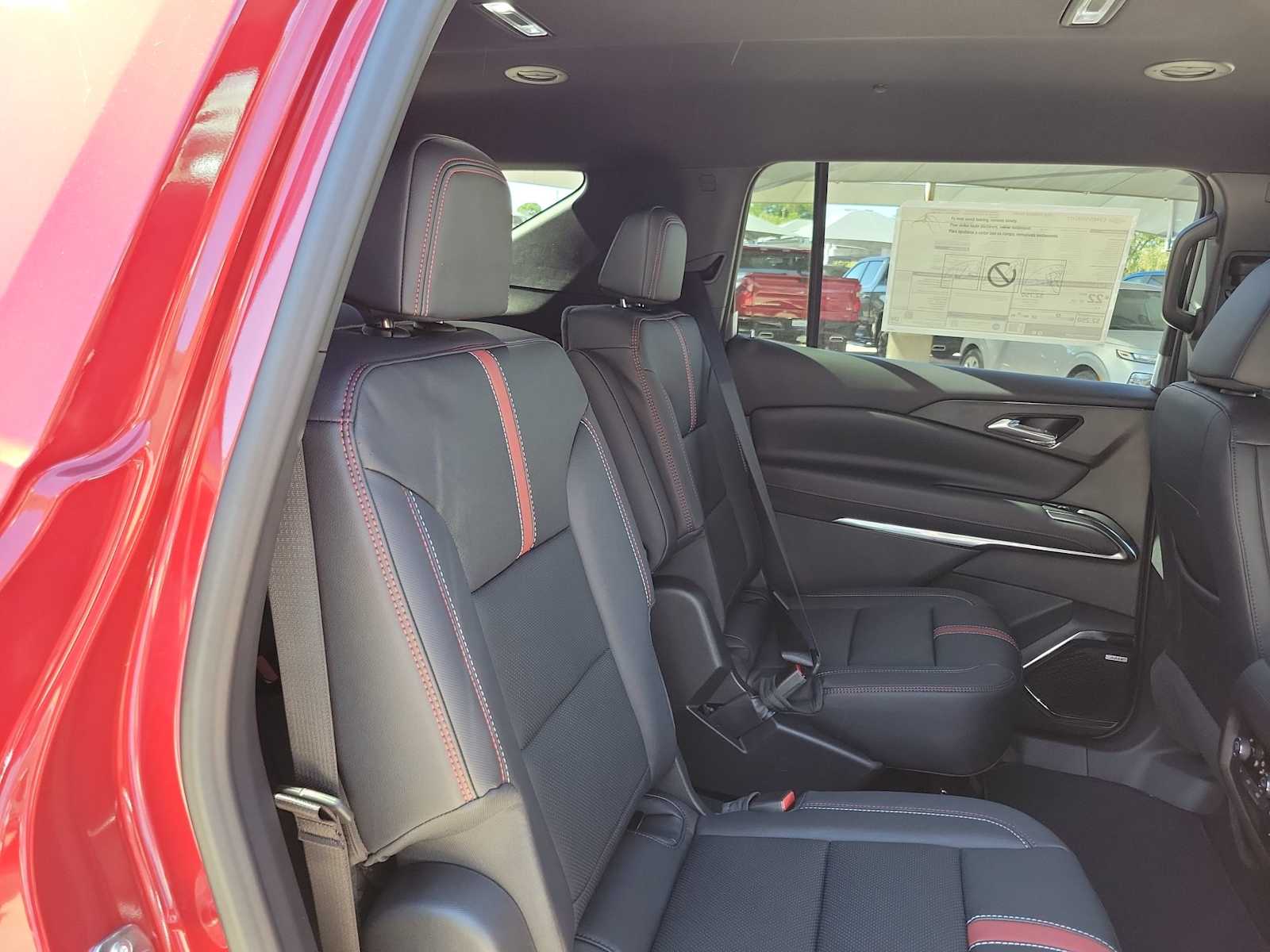 Thumbnail: 2026 Chevrolet Traverse - 13