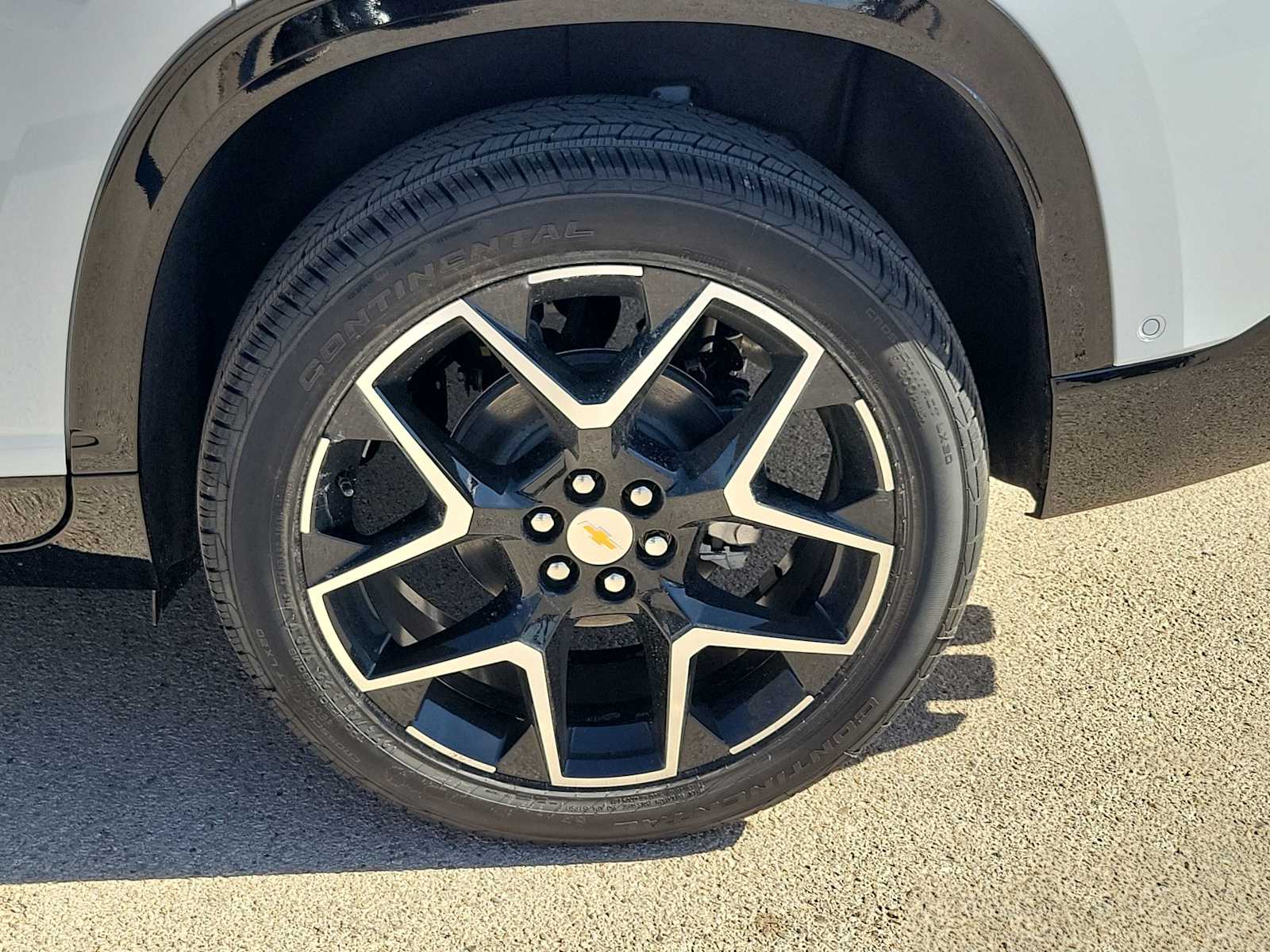 Thumbnail: 2026 Chevrolet Traverse - 4