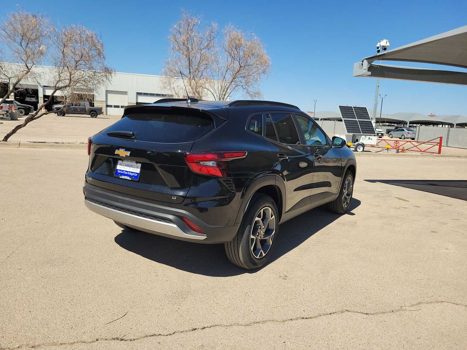 Thumbnail: 2026 Chevrolet Trax - 8