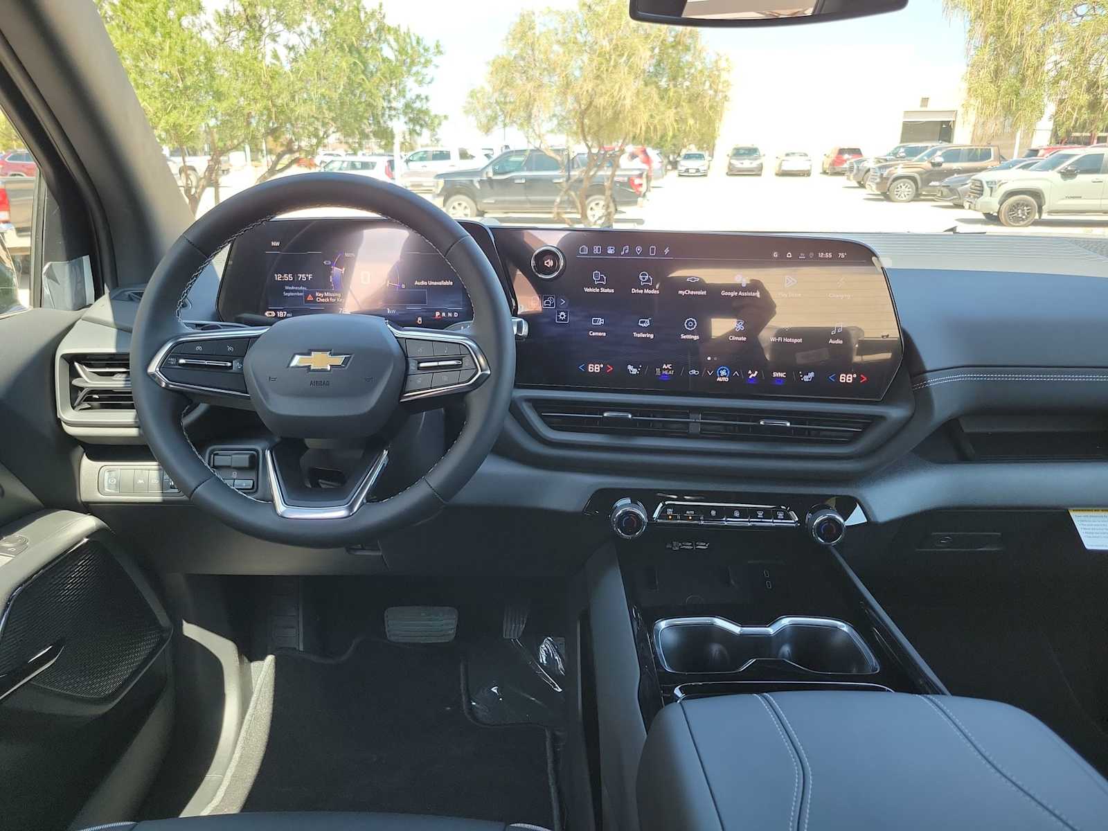 Thumbnail: 2026 Chevrolet Silverado EV - 10