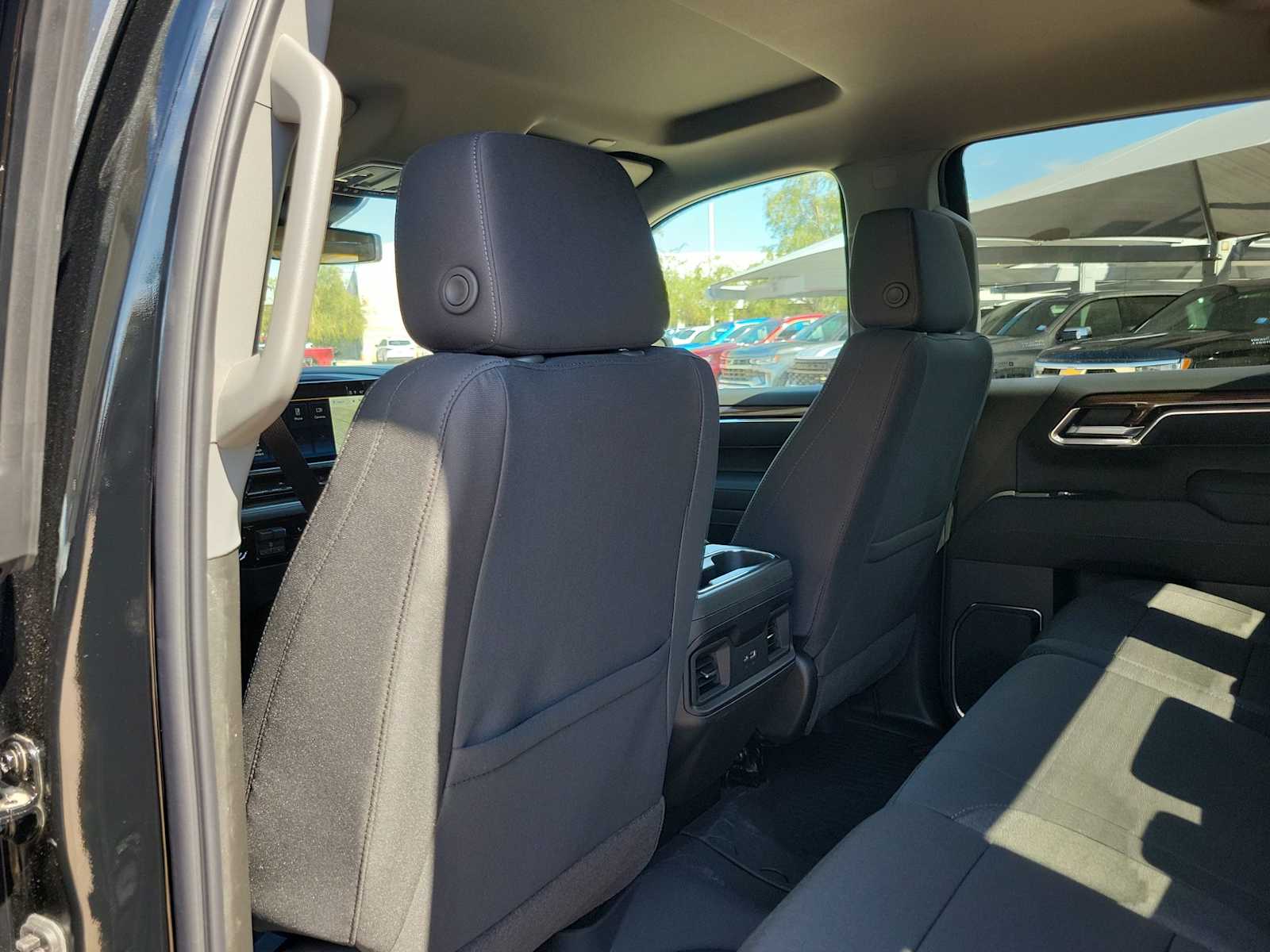 Thumbnail: 2026 Chevrolet Silverado 1500 - 12