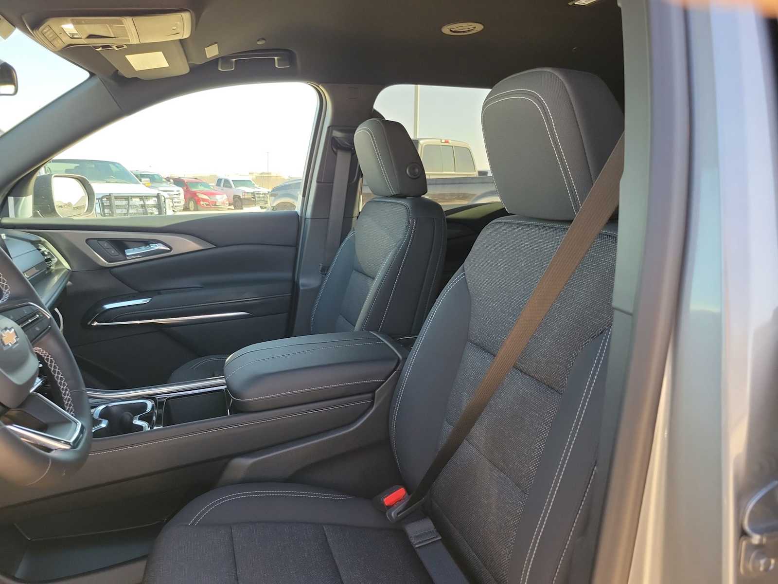 Thumbnail: 2026 Chevrolet Traverse - 11