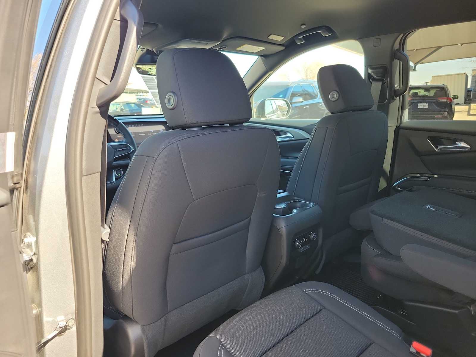 Thumbnail: 2026 Chevrolet Traverse - 12