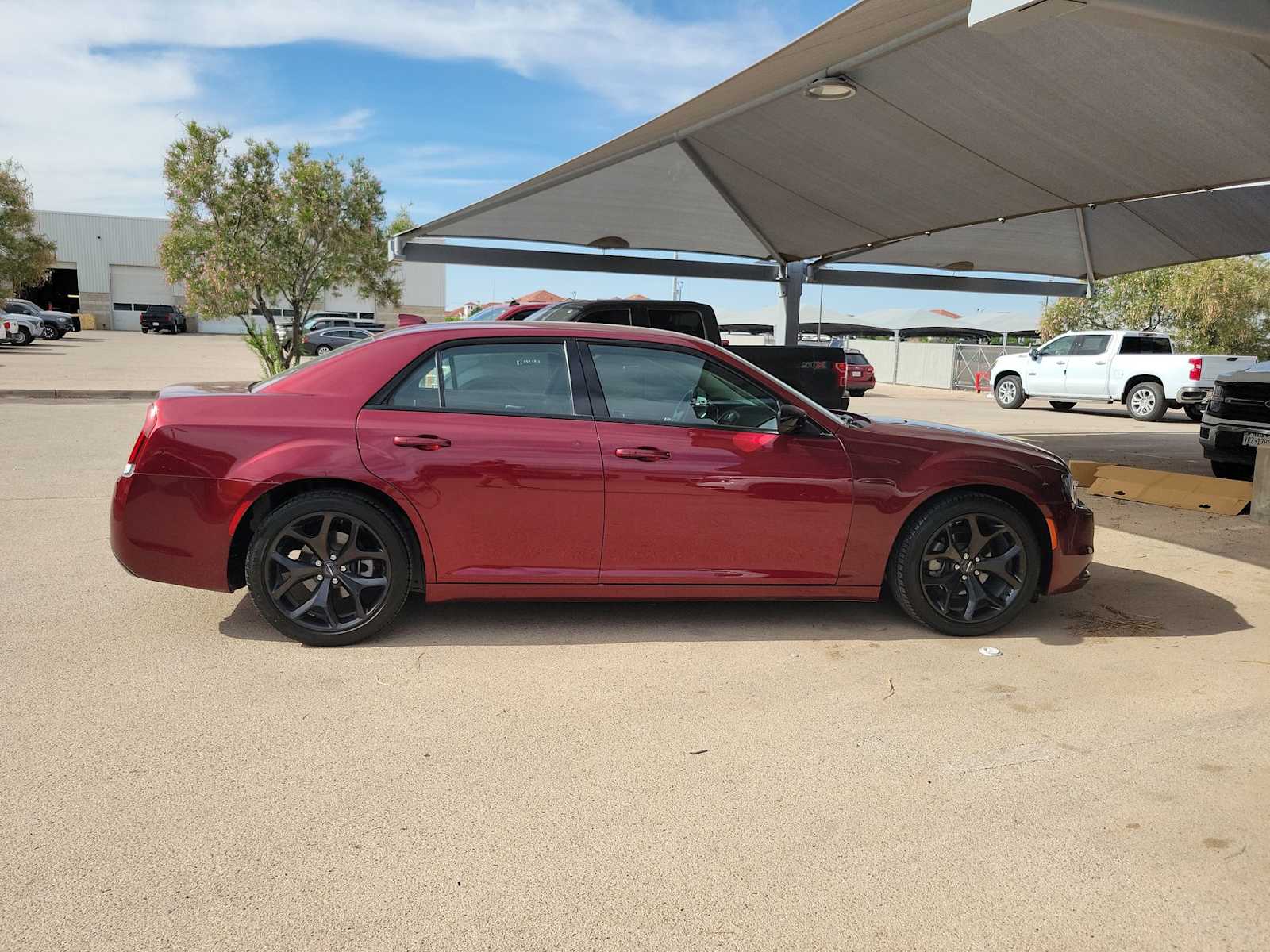 Thumbnail: 2021 Chrysler 300 - 9