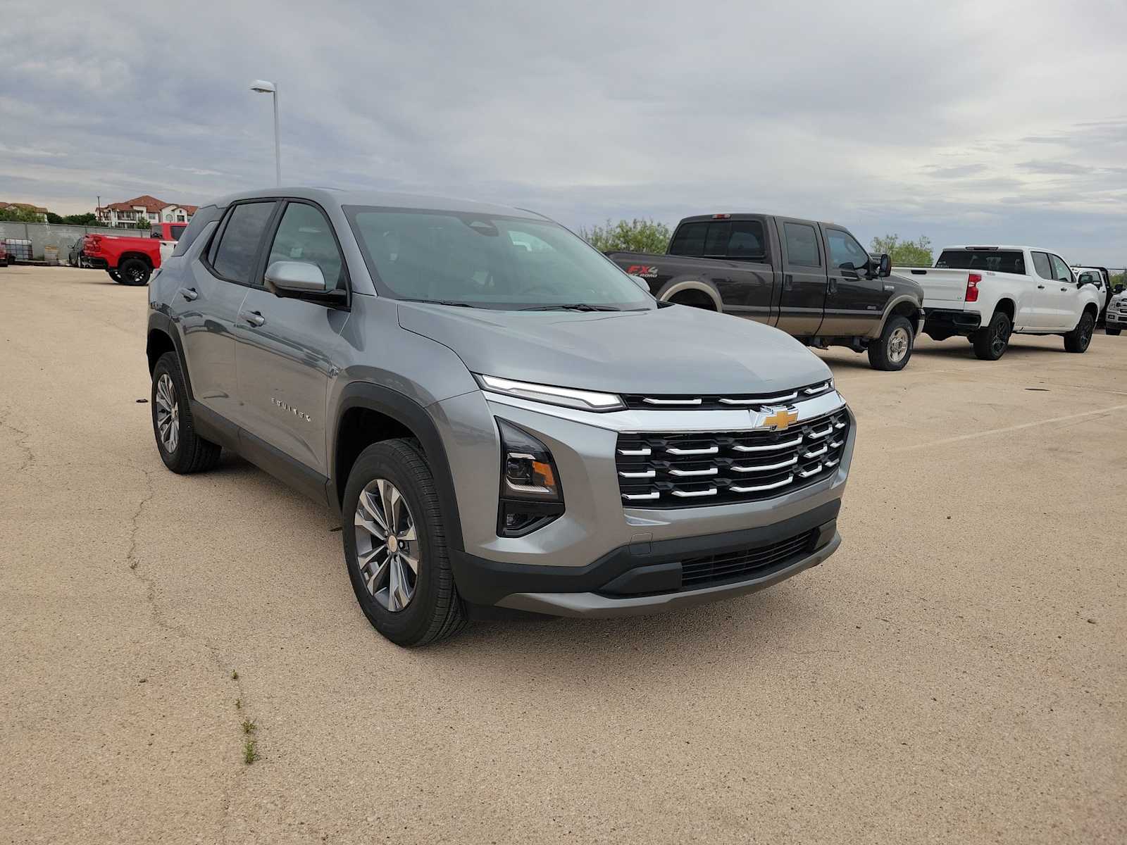 Thumbnail: 2026 Chevrolet Equinox - 2
