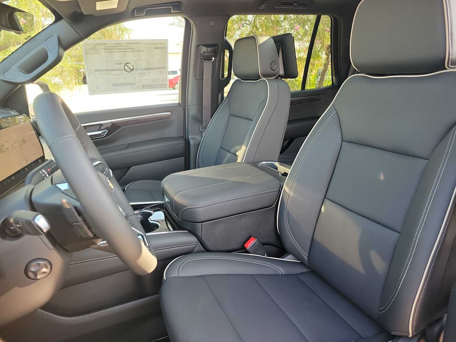 Thumbnail: 2026 Chevrolet Tahoe - 15