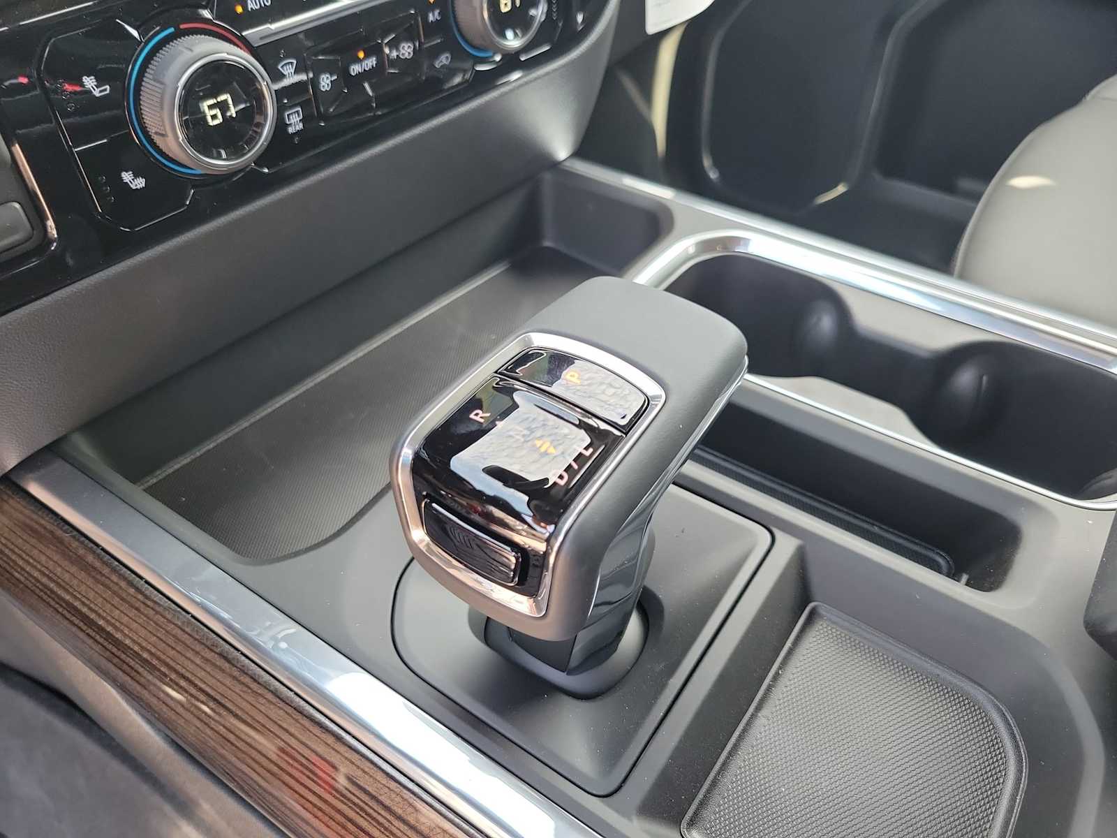 Thumbnail: 2026 Chevrolet Silverado 1500 - 17