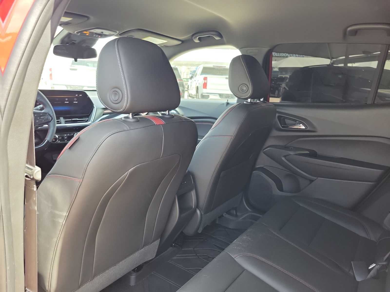 Thumbnail: 2026 Chevrolet Trax - 17