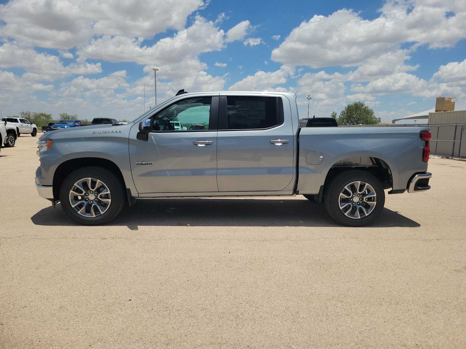 Thumbnail: 2026 Chevrolet Silverado 1500 - 5
