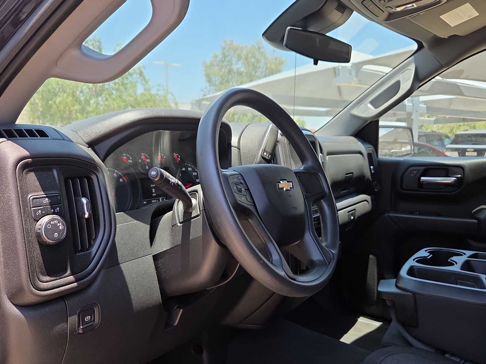 Thumbnail: 2023 Chevrolet Silverado 1500 - 9