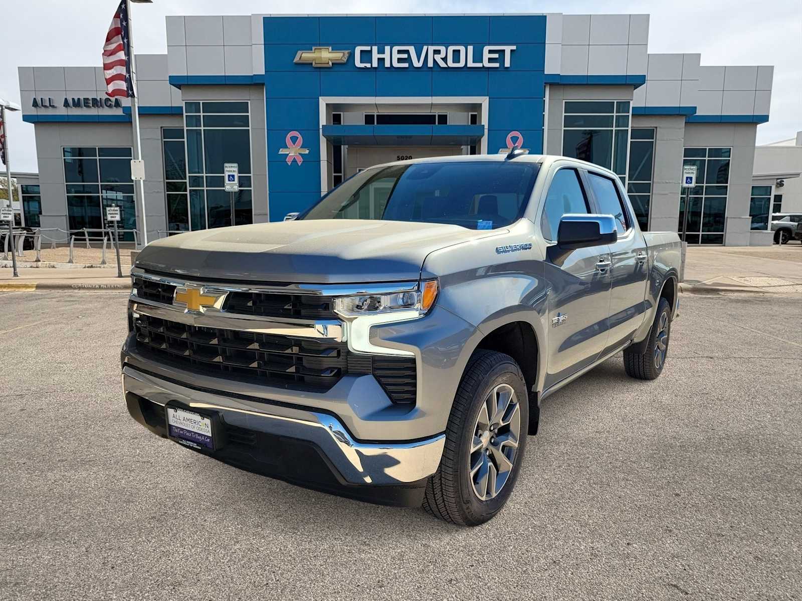 2026 Chevrolet Silverado 1500 LT's photo