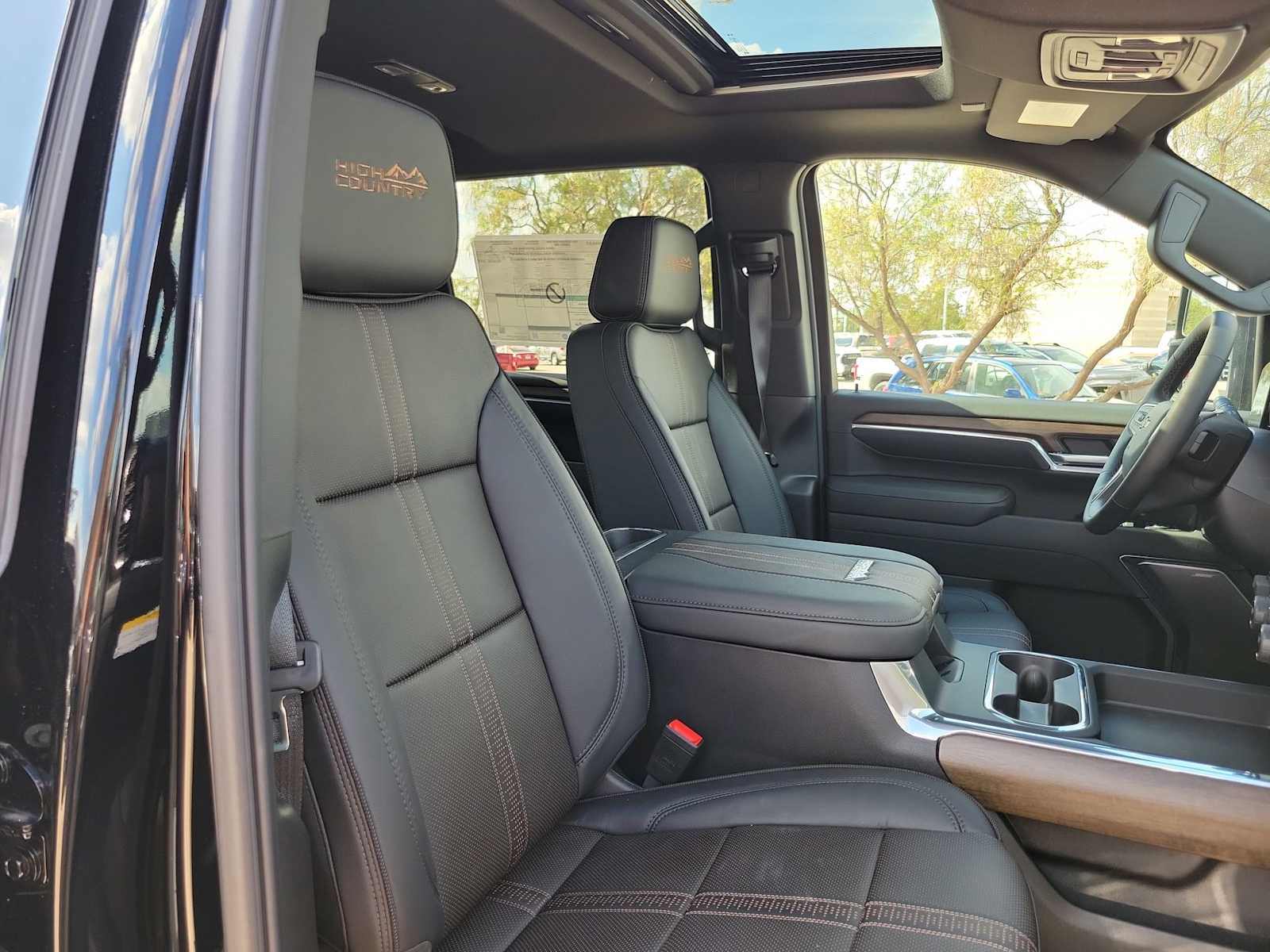 Thumbnail: 2026 Chevrolet Silverado 2500 - 14