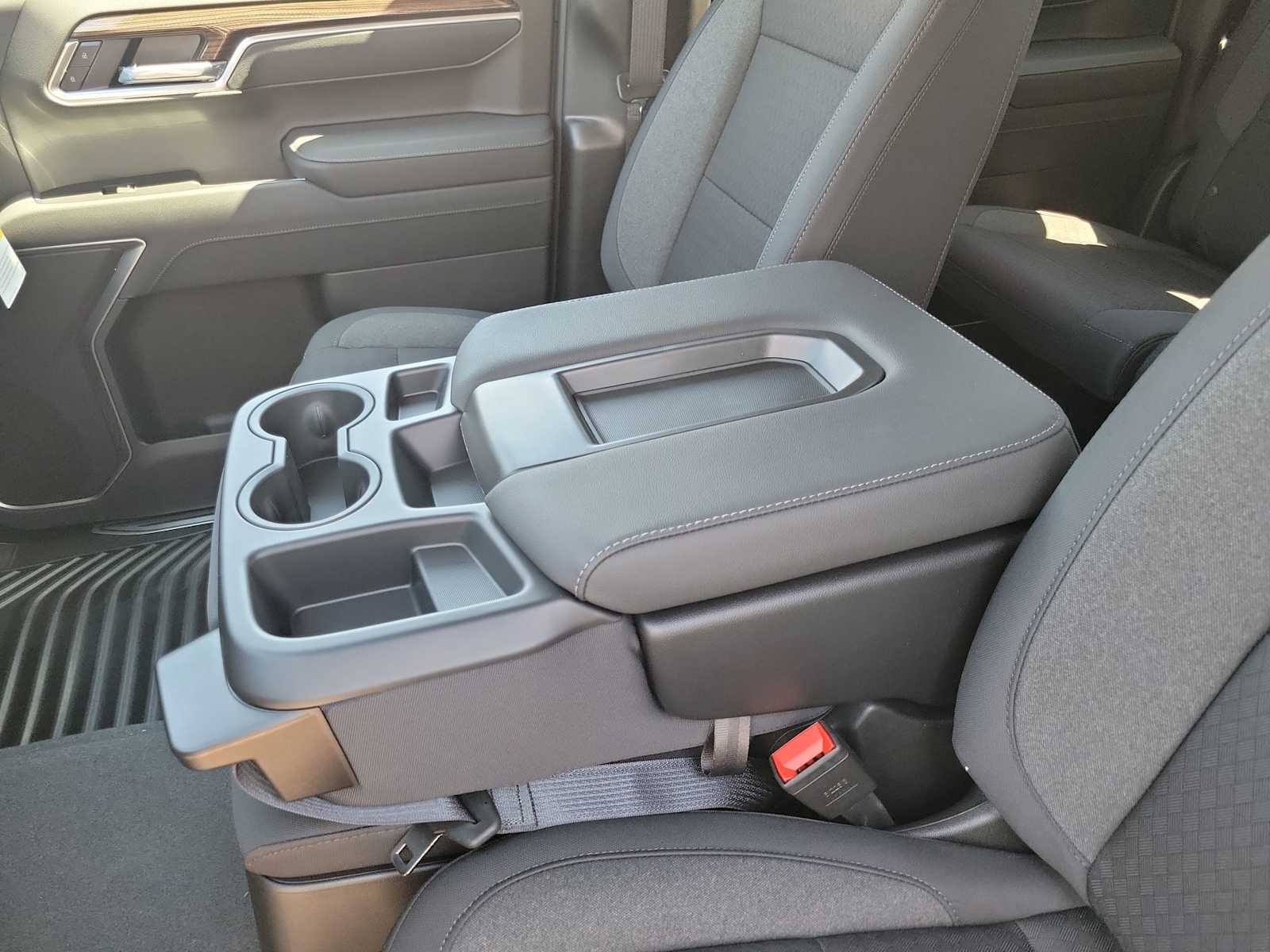 Thumbnail: 2026 Chevrolet Silverado 1500 - 12