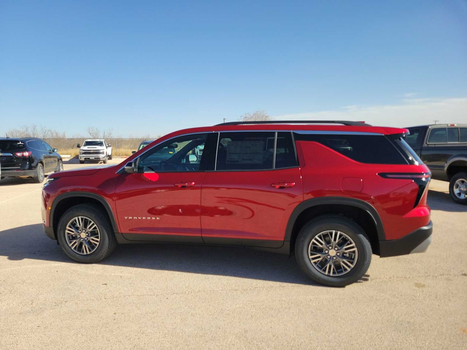 Thumbnail: 2026 Chevrolet Traverse - 3