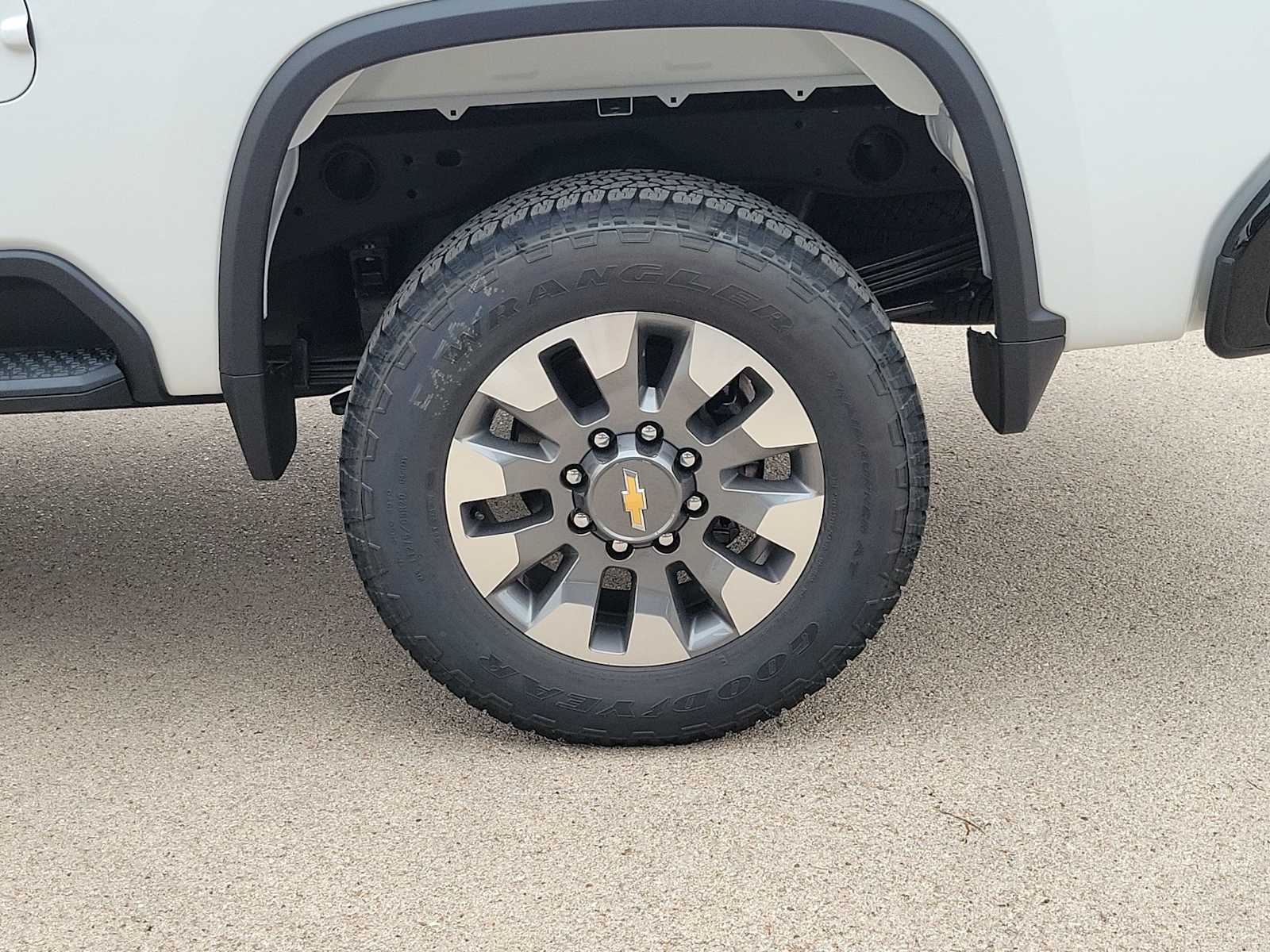 Thumbnail: 2026 Chevrolet Silverado 2500 - 8