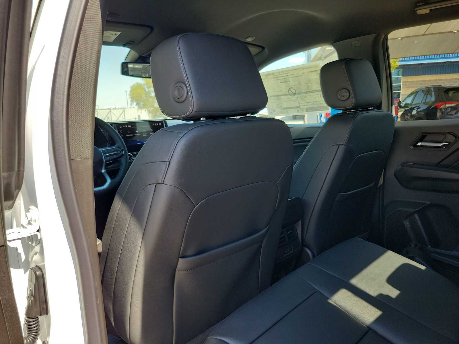 Thumbnail: 2026 Chevrolet Colorado - 12