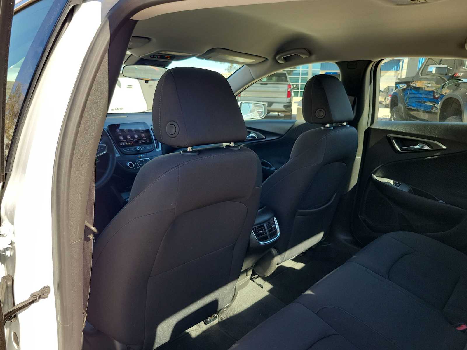 Thumbnail: 2024 Chevrolet Malibu - 12