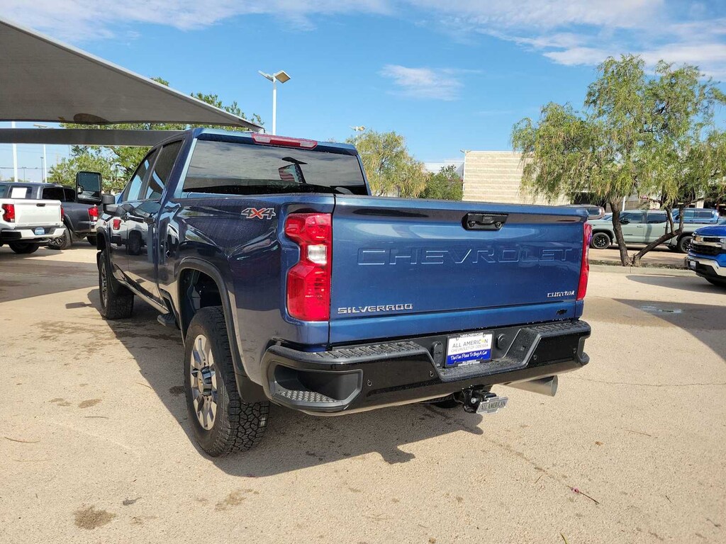 New 2026 Chevrolet Silverado 2500 HD Custom Truck Crew Cab