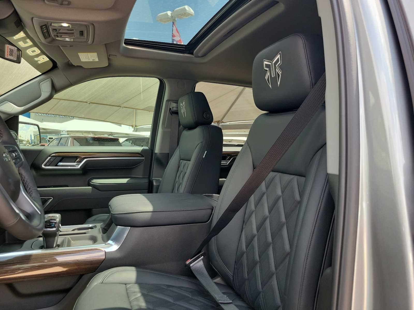 Thumbnail: 2025 Chevrolet Silverado 1500 - 11