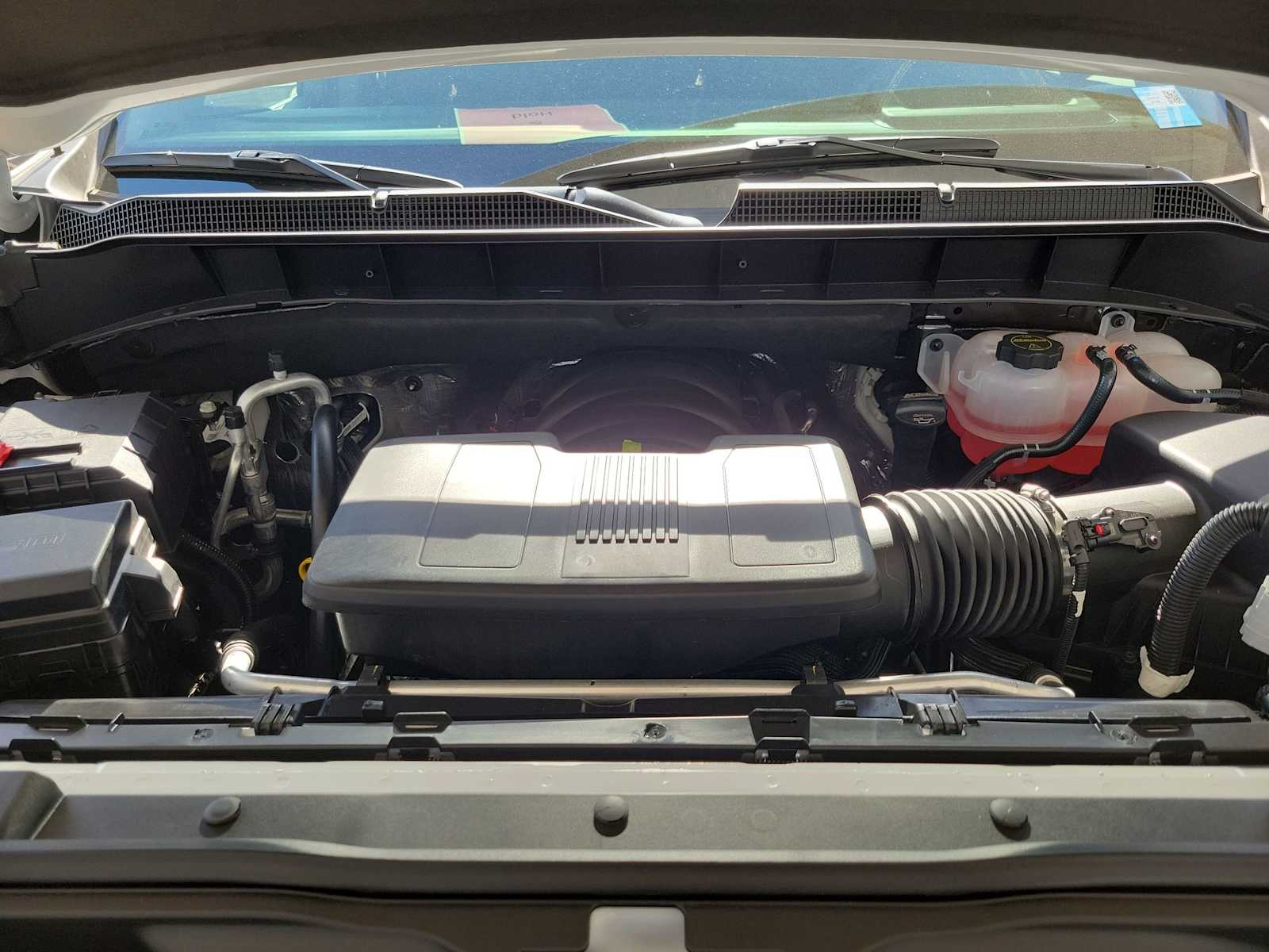 Thumbnail: 2026 Chevrolet Silverado 1500 - 9