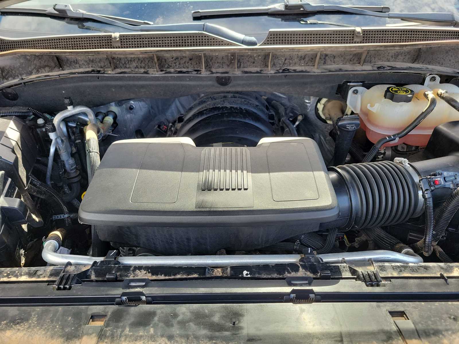 Thumbnail: 2023 Chevrolet Tahoe - 5