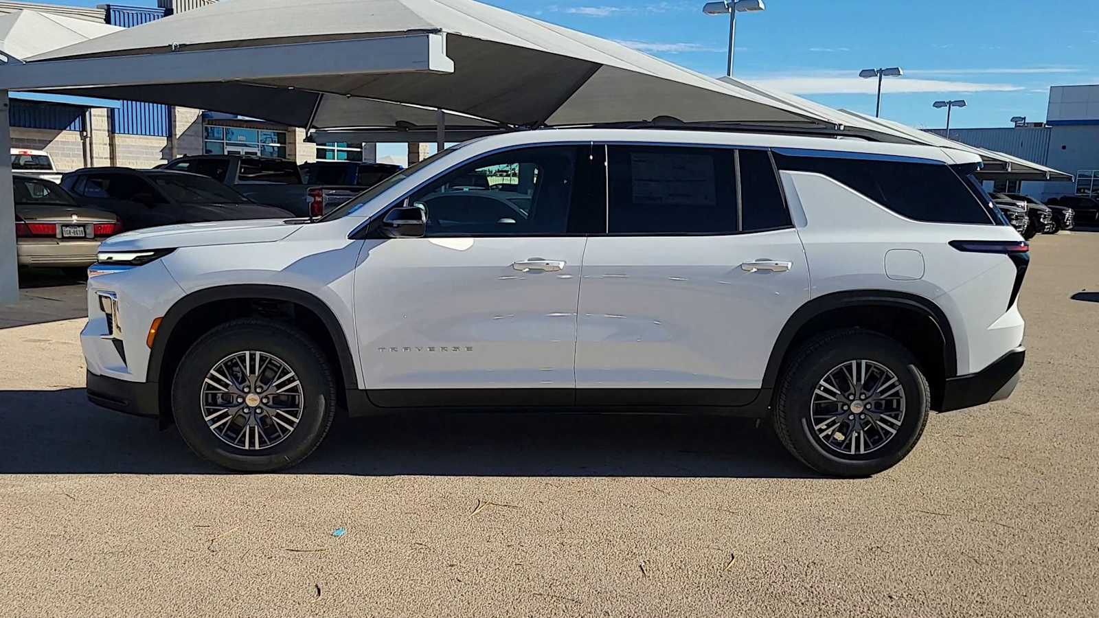 Thumbnail: 2026 Chevrolet Traverse - 6