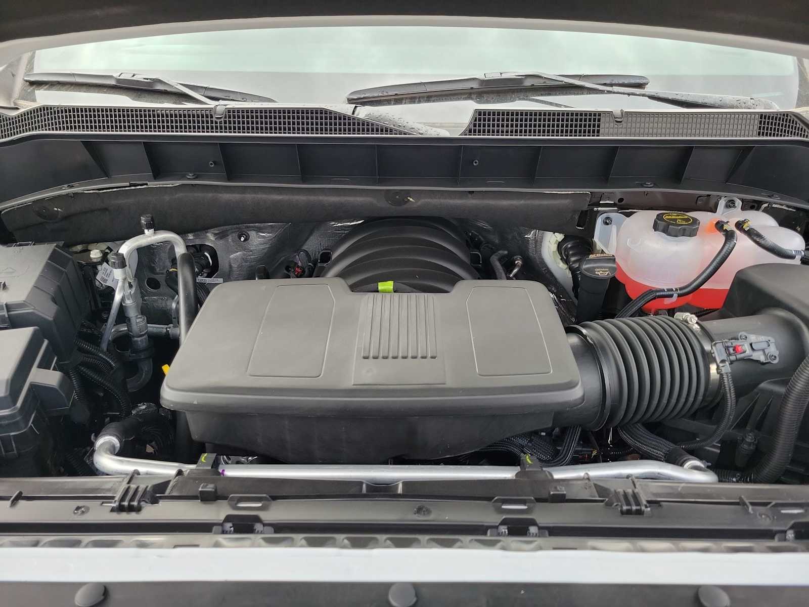 Thumbnail: 2026 Chevrolet Silverado 1500 - 9