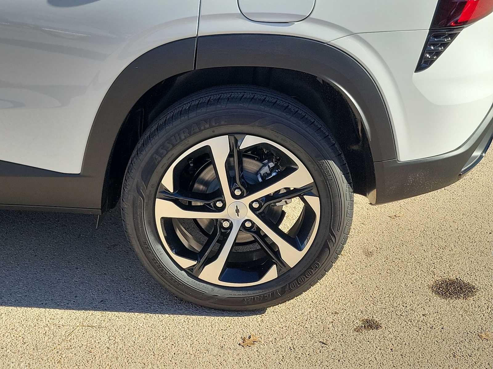 Thumbnail: 2026 Chevrolet Trax - 8