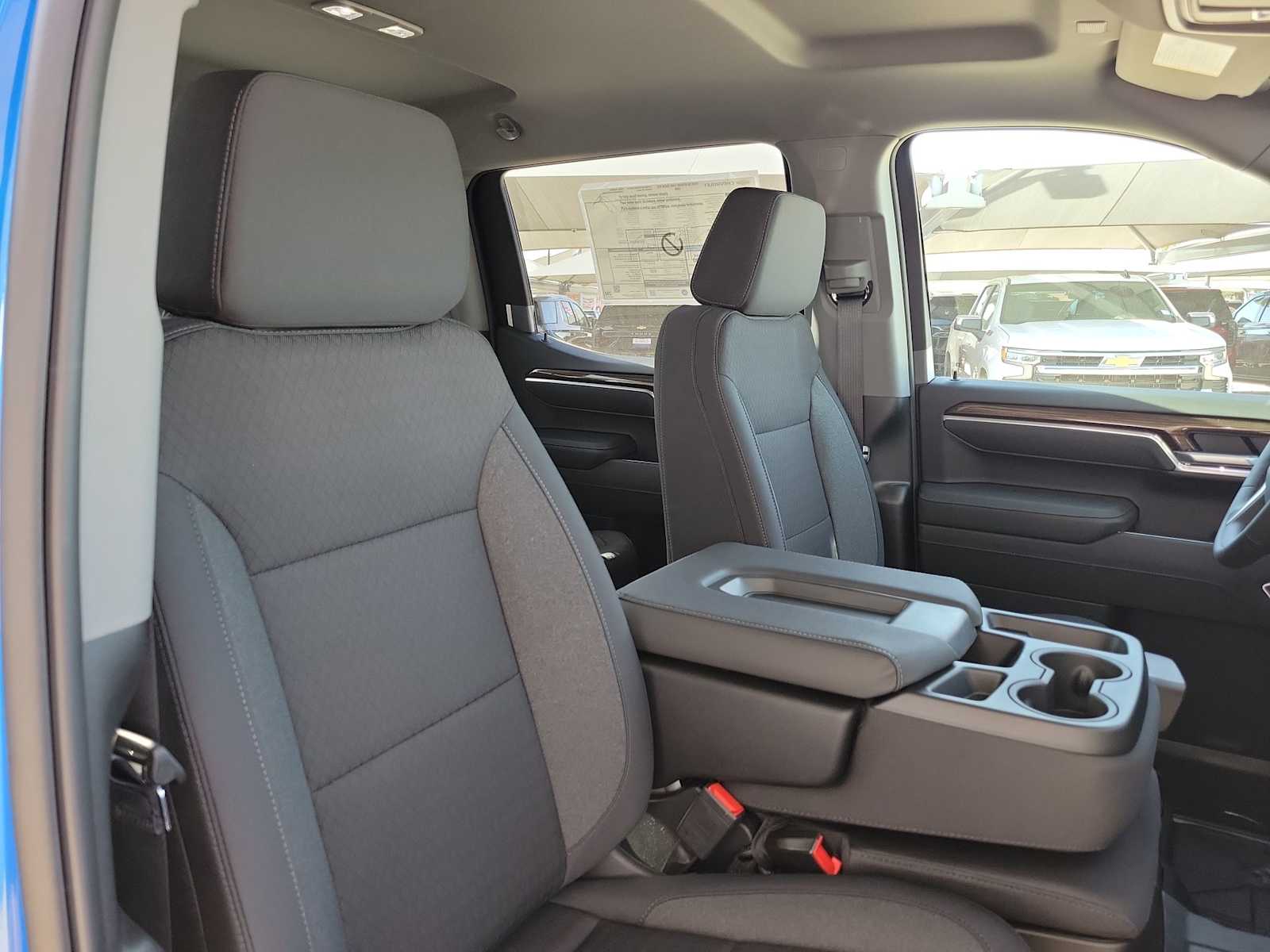 Thumbnail: 2026 Chevrolet Silverado 1500 - 14