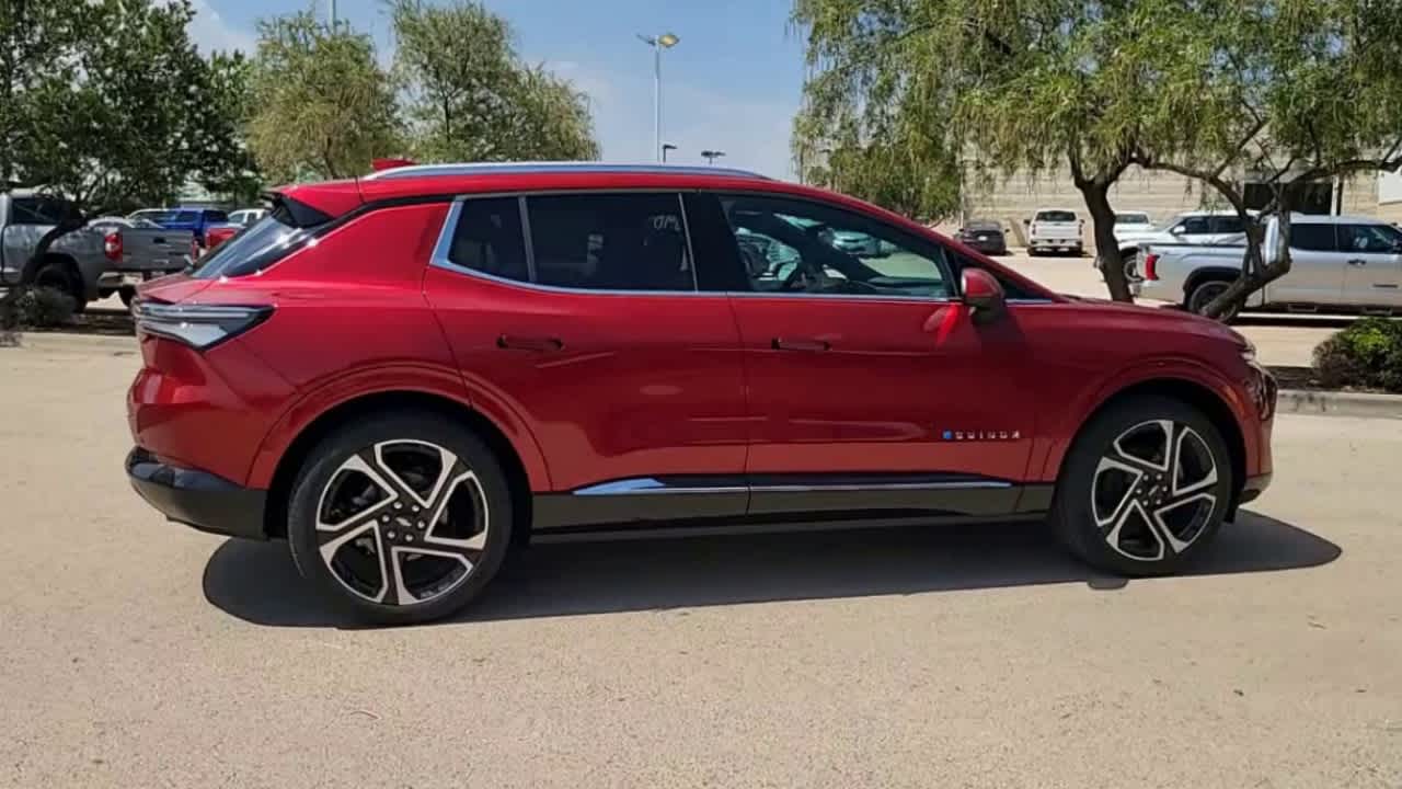 Thumbnail: 2025 Chevrolet Equinox - 2