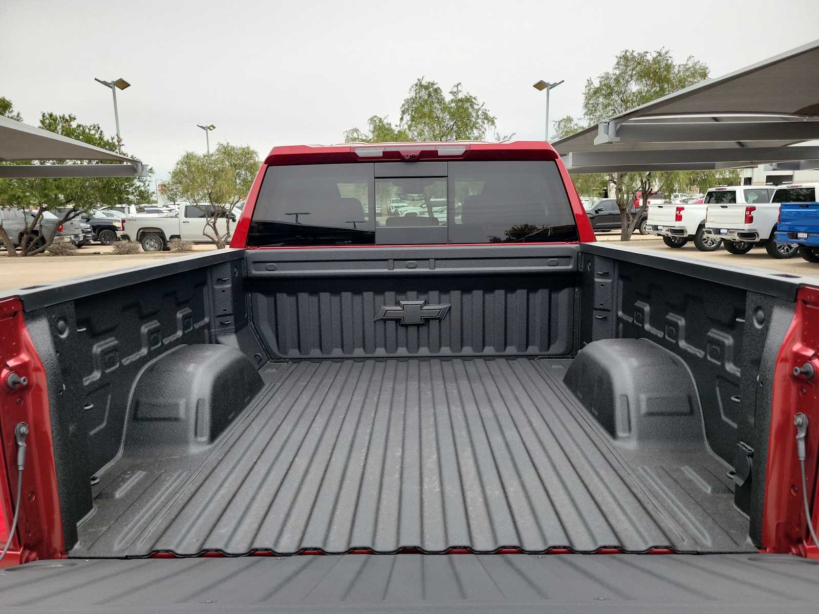 Thumbnail: 2026 Chevrolet Silverado 1500 - 19