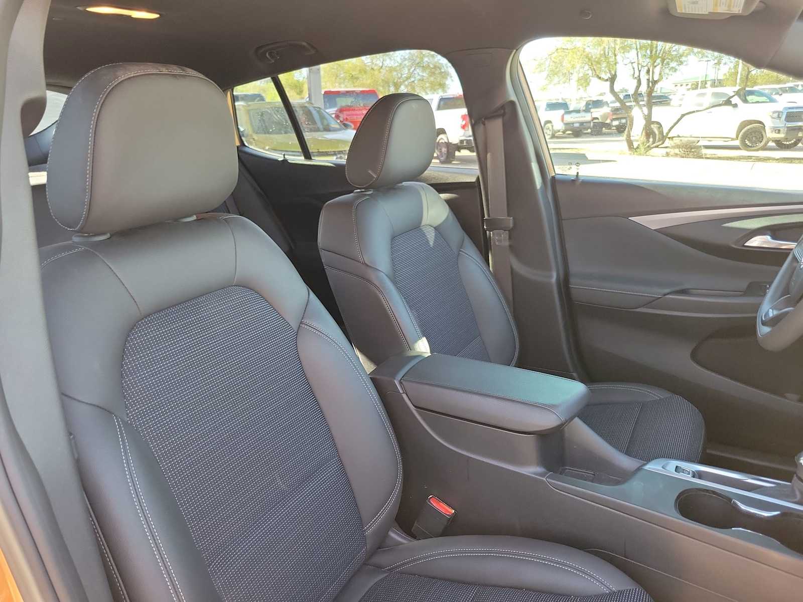 Thumbnail: 2024 Buick Envista - 14