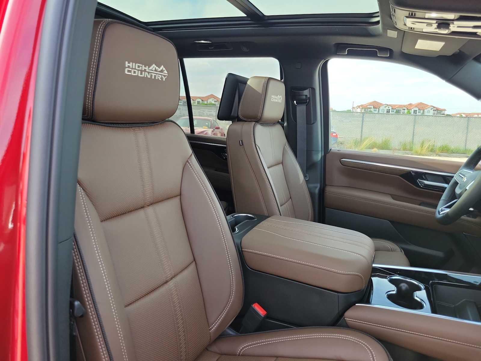 Thumbnail: 2026 Chevrolet Tahoe - 18