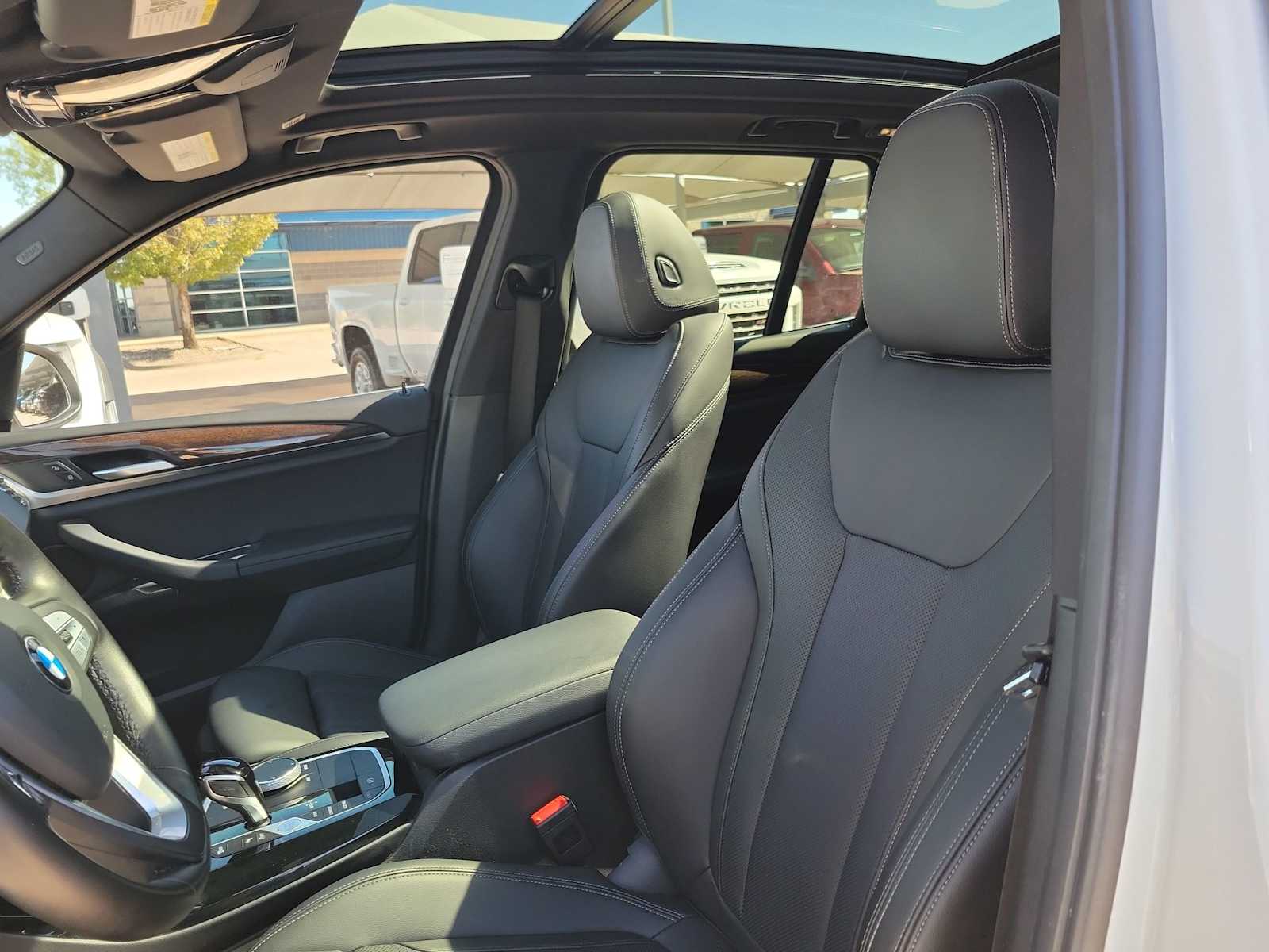 Thumbnail: 2023 BMW X3 - 11