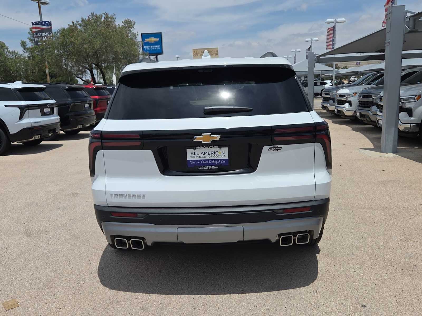 Thumbnail: 2026 Chevrolet Traverse - 7